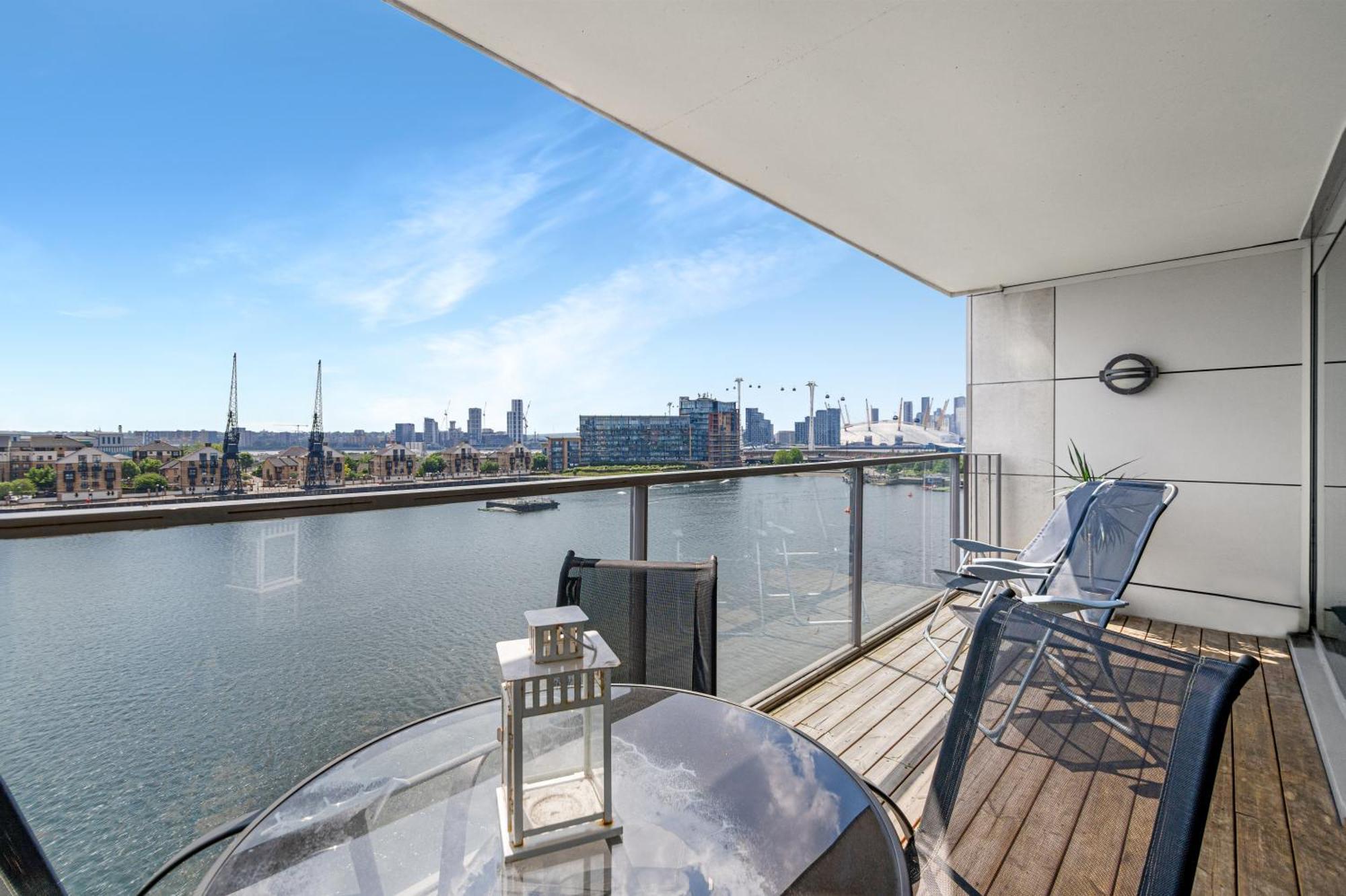 London Excel Waterfront Serenity Apartment Exterior foto